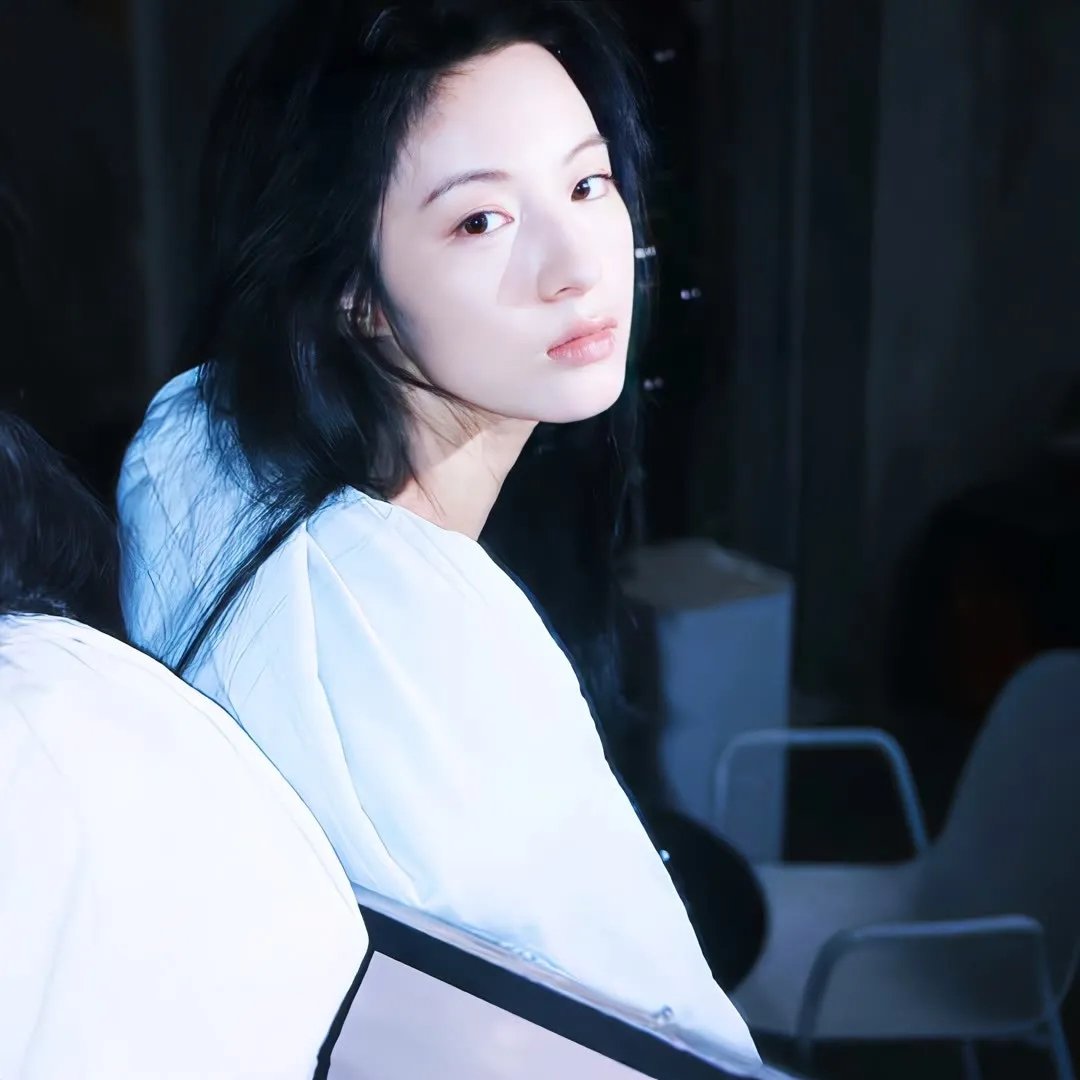 阴月