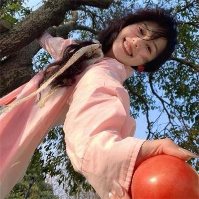 教宗与他的12件收藏
